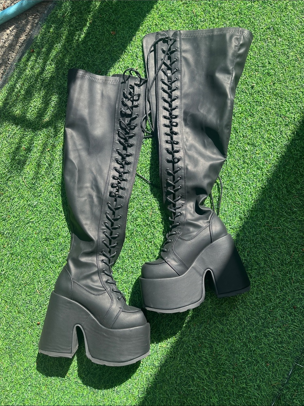 New💕 sz 6 Demonia camel 300 over the knee boots